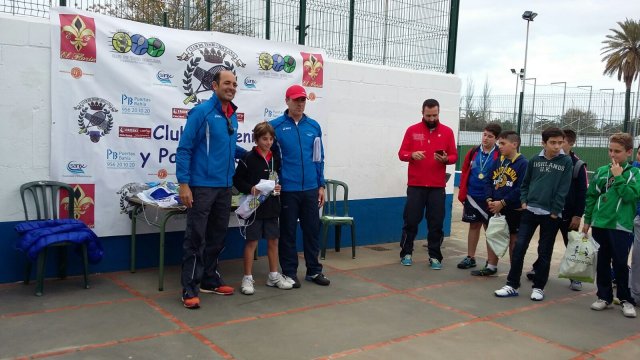 TORNEO NAVIDAD ESCUELAS 2015